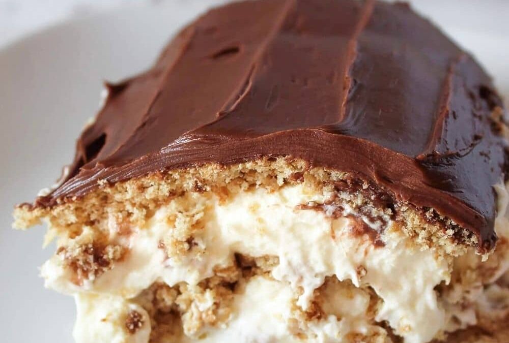 No Bake Chocolate Eclair Cake